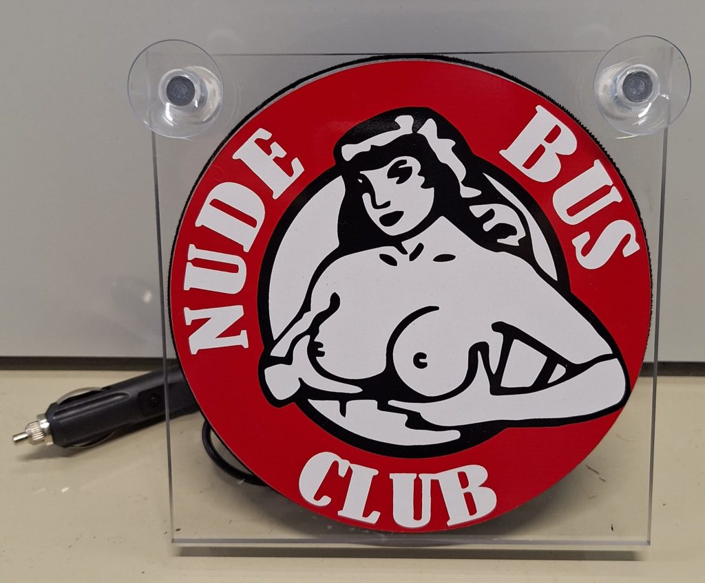 Lichtbakje Deluxe Nude Bus Club Truckstickershop